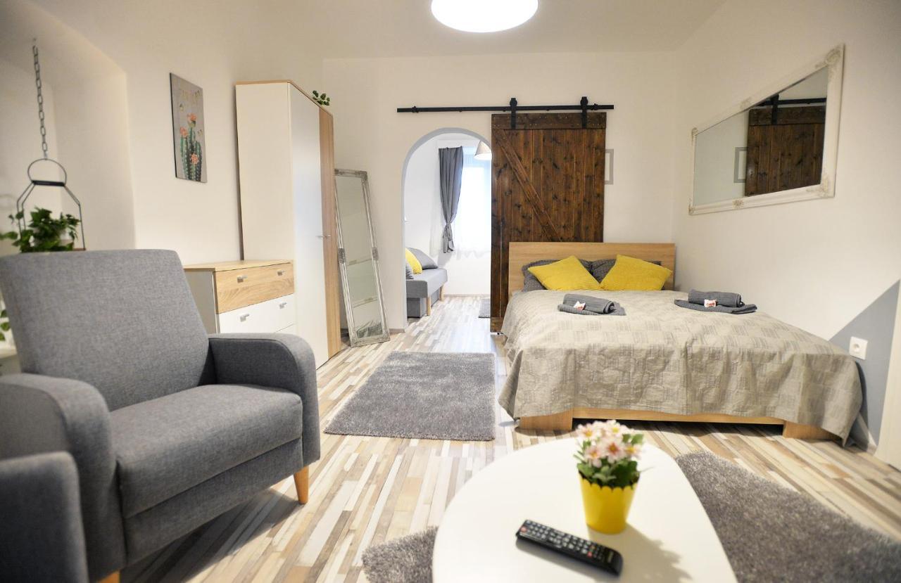 Castle Garden Apartman Eger Zewnętrze zdjęcie